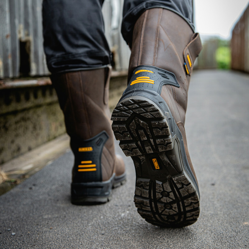 toolstation rigger boots
